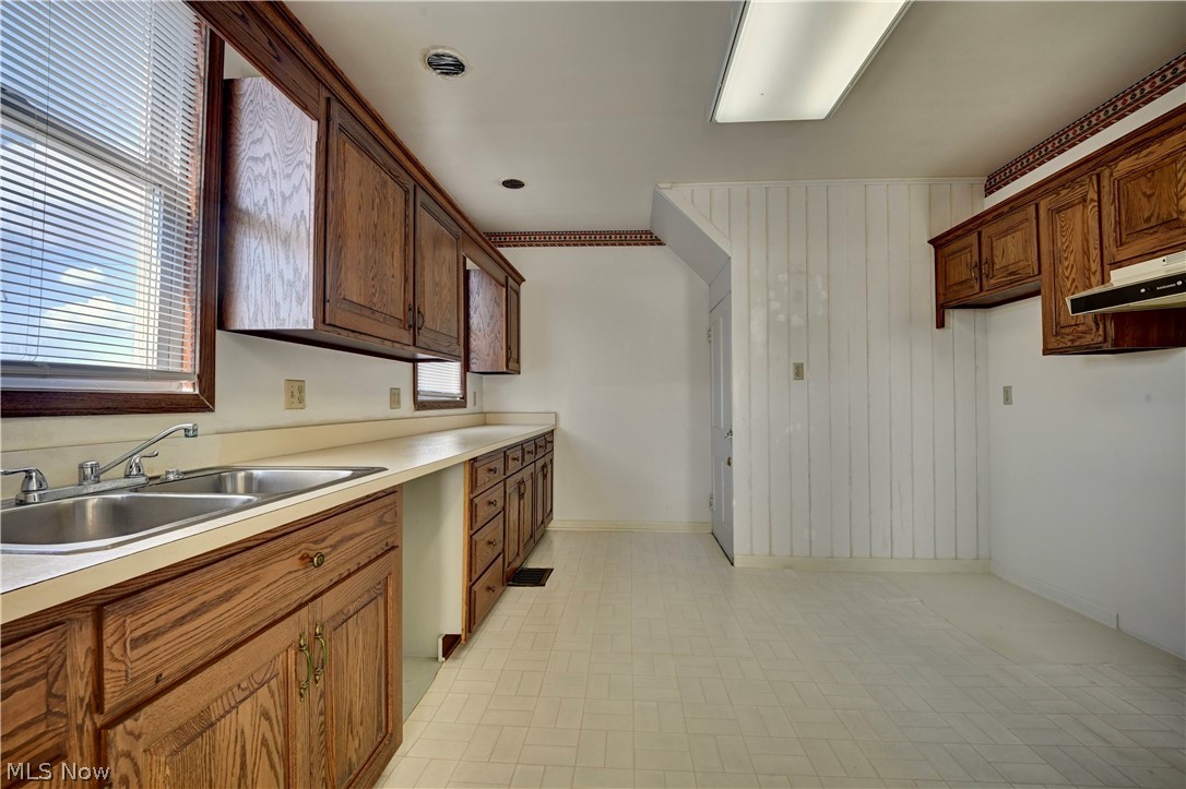 6040 Pinecrest Drive Zanesville OH 43701