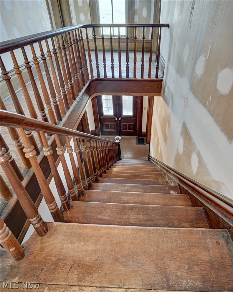 6040 Pinecrest Drive Zanesville OH 43701