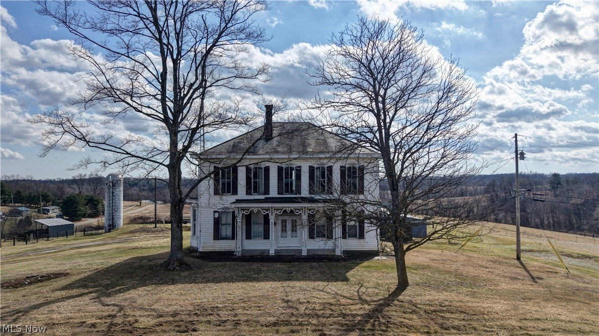 6040 Pinecrest Drive Zanesville OH 43701