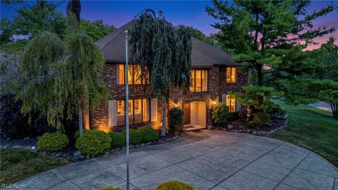 10 Woodburn Drive Moreland Hills OH 44022