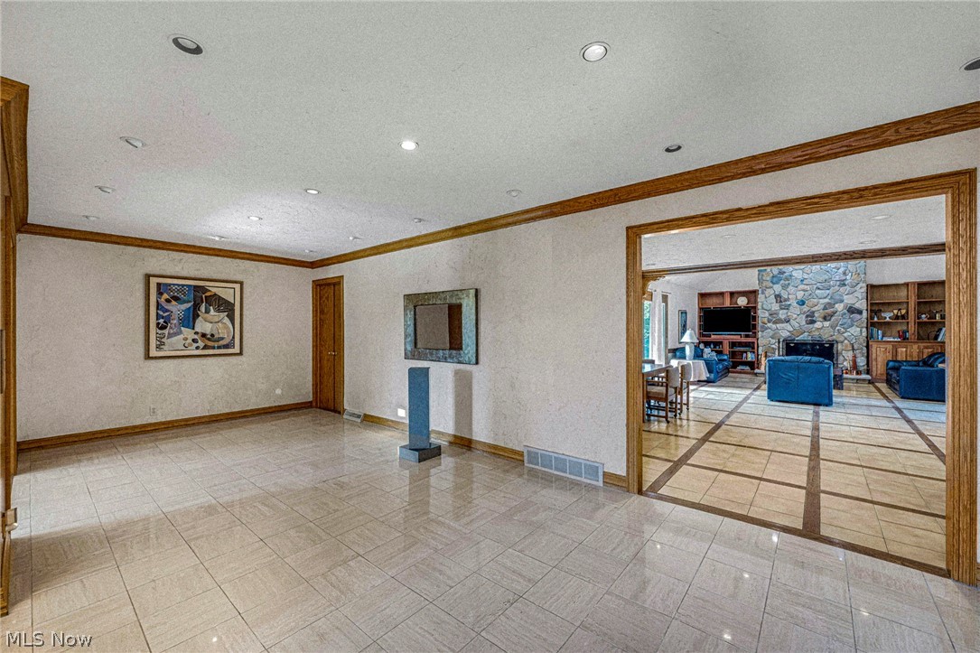 10 Woodburn Drive Moreland Hills OH 44022