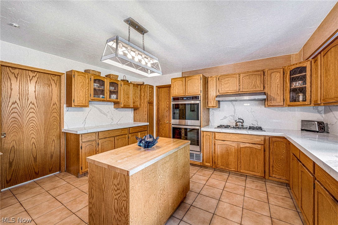 10 Woodburn Drive Moreland Hills OH 44022
