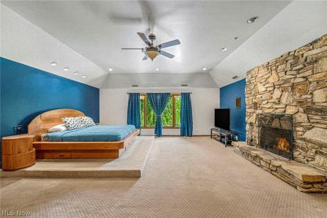10 Woodburn Drive Moreland Hills OH 44022