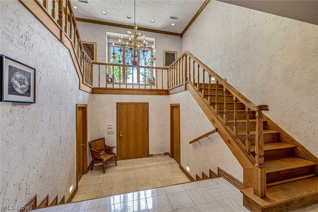 10 Woodburn Drive Moreland Hills OH 44022