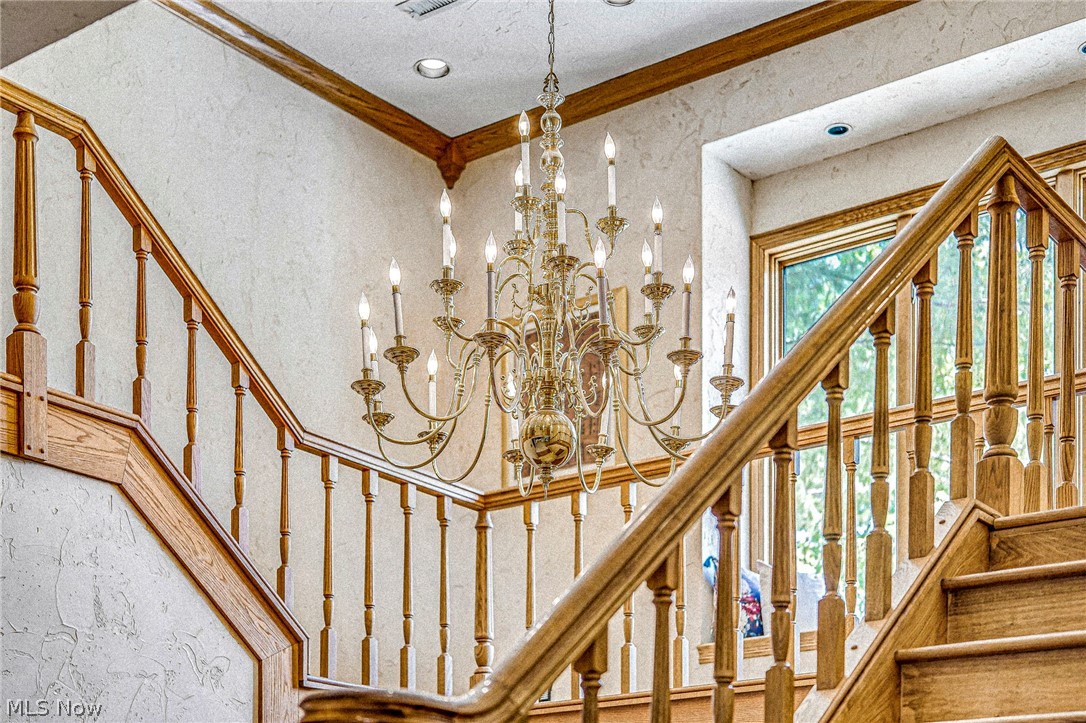 10 Woodburn Drive Moreland Hills OH 44022