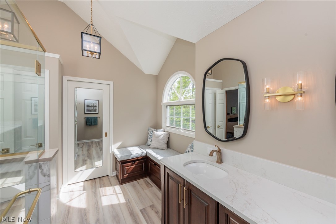 409 Avon Point Avenue Avon Lake OH 44012