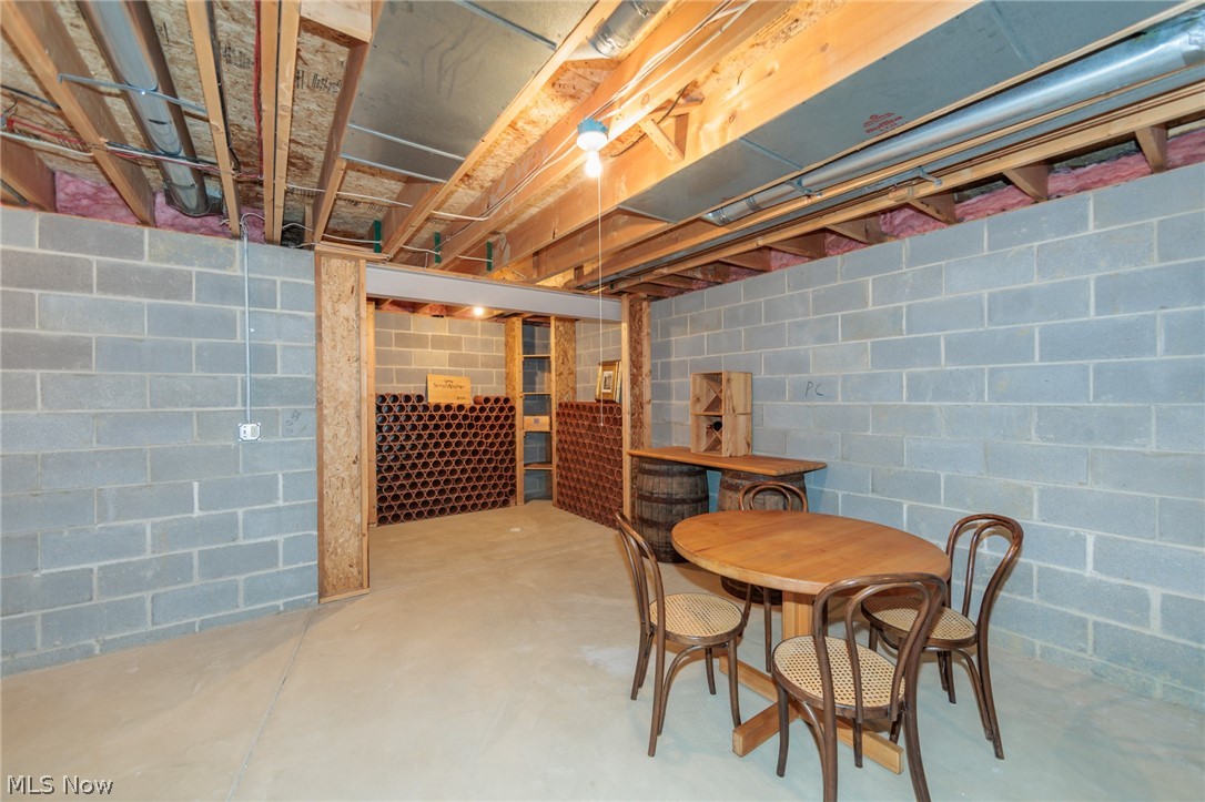 409 Avon Point Avenue Avon Lake OH 44012