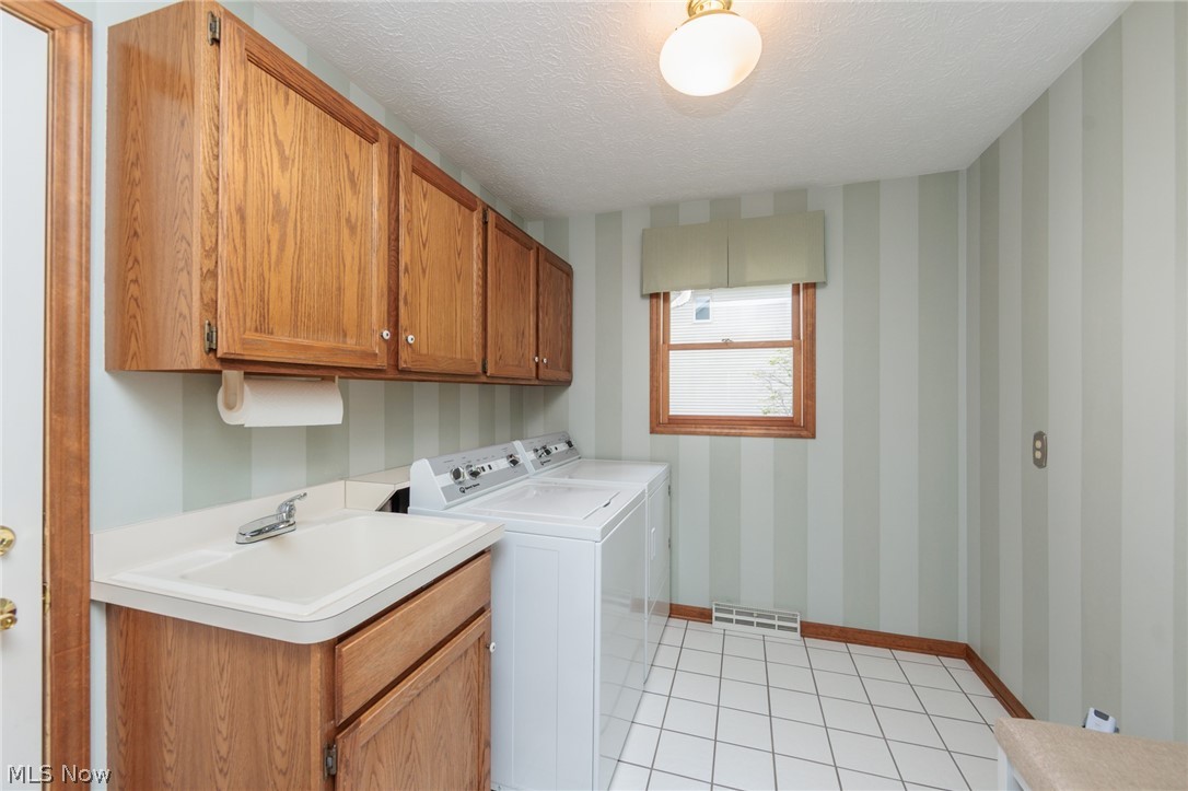 409 Avon Point Avenue Avon Lake OH 44012