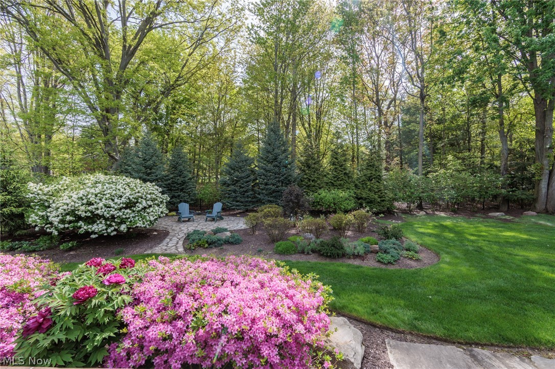 409 Avon Point Avenue Avon Lake OH 44012