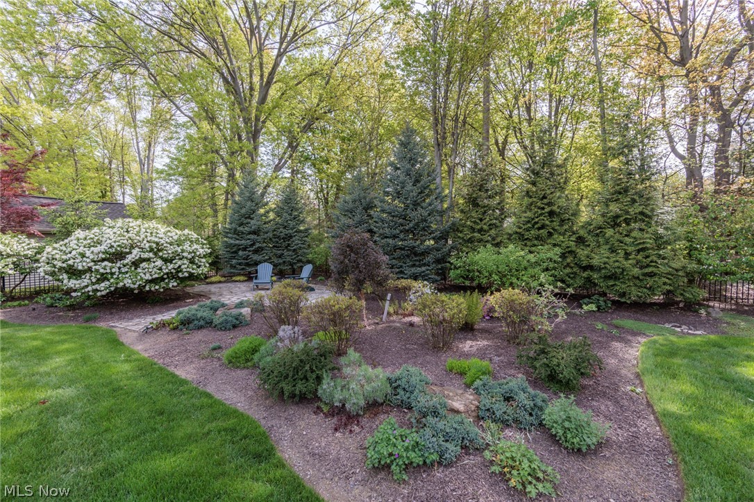 409 Avon Point Avenue Avon Lake OH 44012
