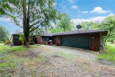 844 Township Road 1504 Ashland OH 44805