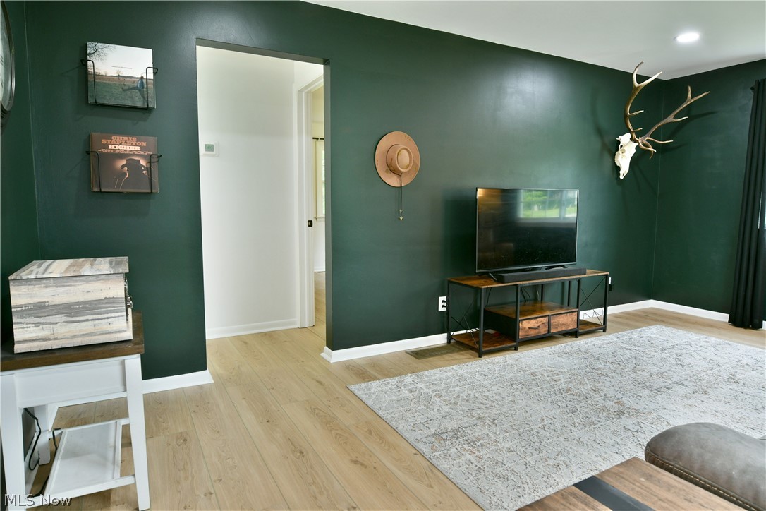 3121 Williams Street NW Southington OH 44481