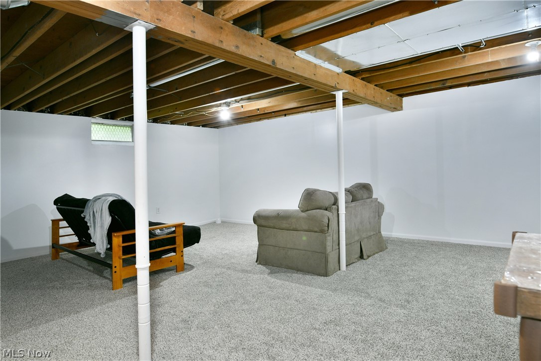 3121 Williams Street NW Southington OH 44481