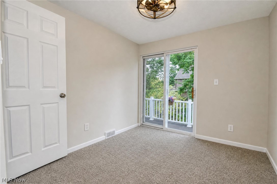 4 Owaissa Drive Timberlake OH 44095
