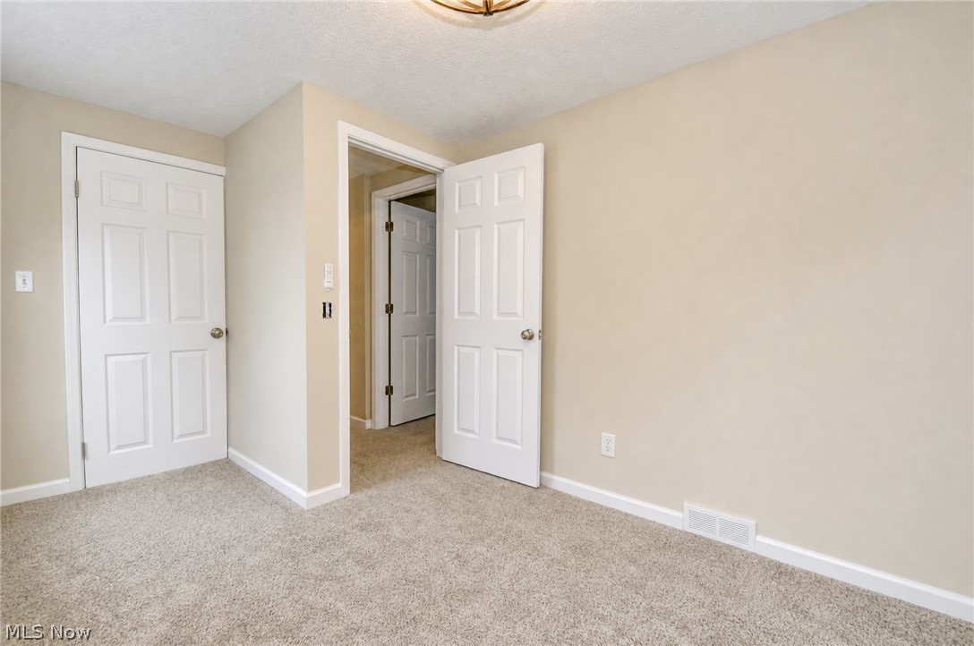 4 Owaissa Drive Timberlake OH 44095