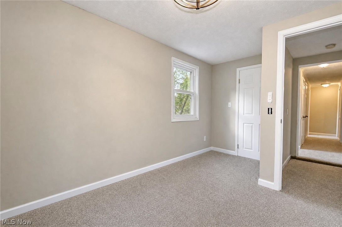 4 Owaissa Drive Timberlake OH 44095