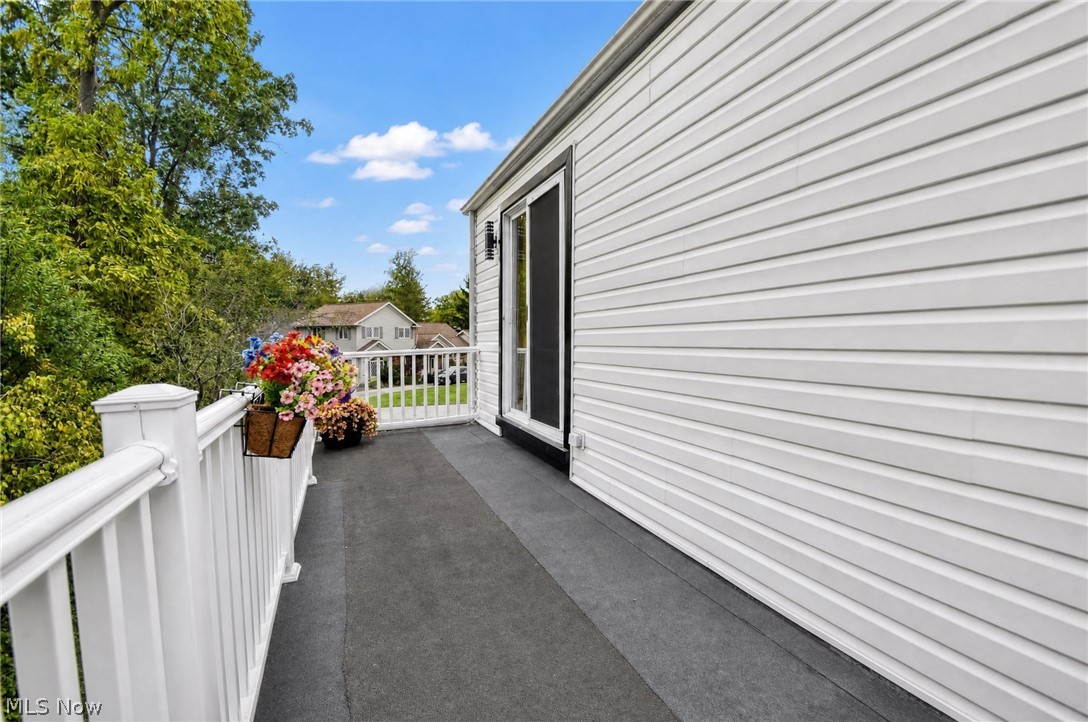 4 Owaissa Drive Timberlake OH 44095