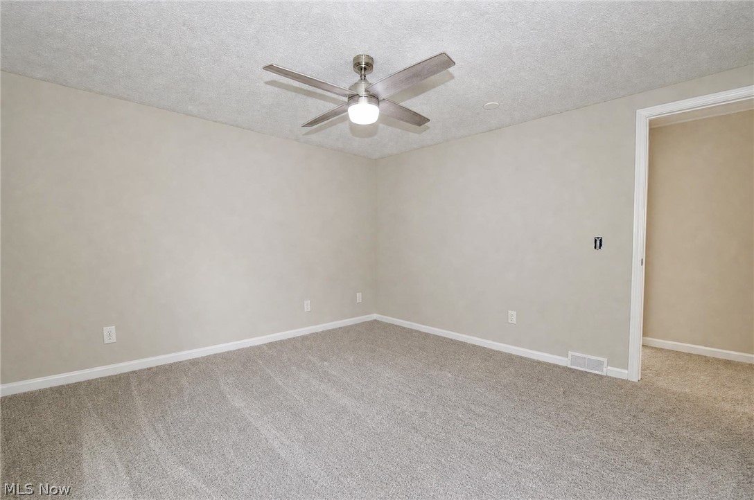 4 Owaissa Drive Timberlake OH 44095