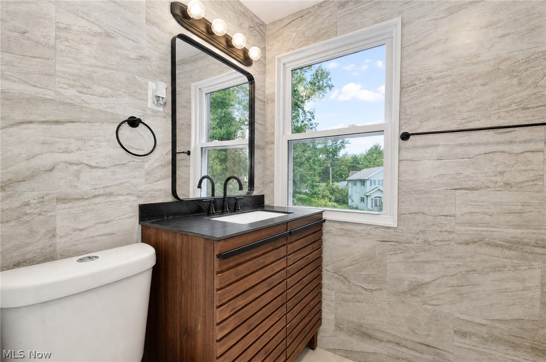 4 Owaissa Drive Timberlake OH 44095