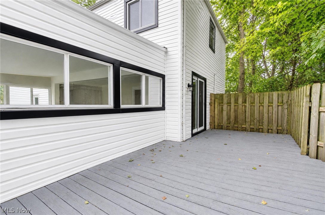 4 Owaissa Drive Timberlake OH 44095