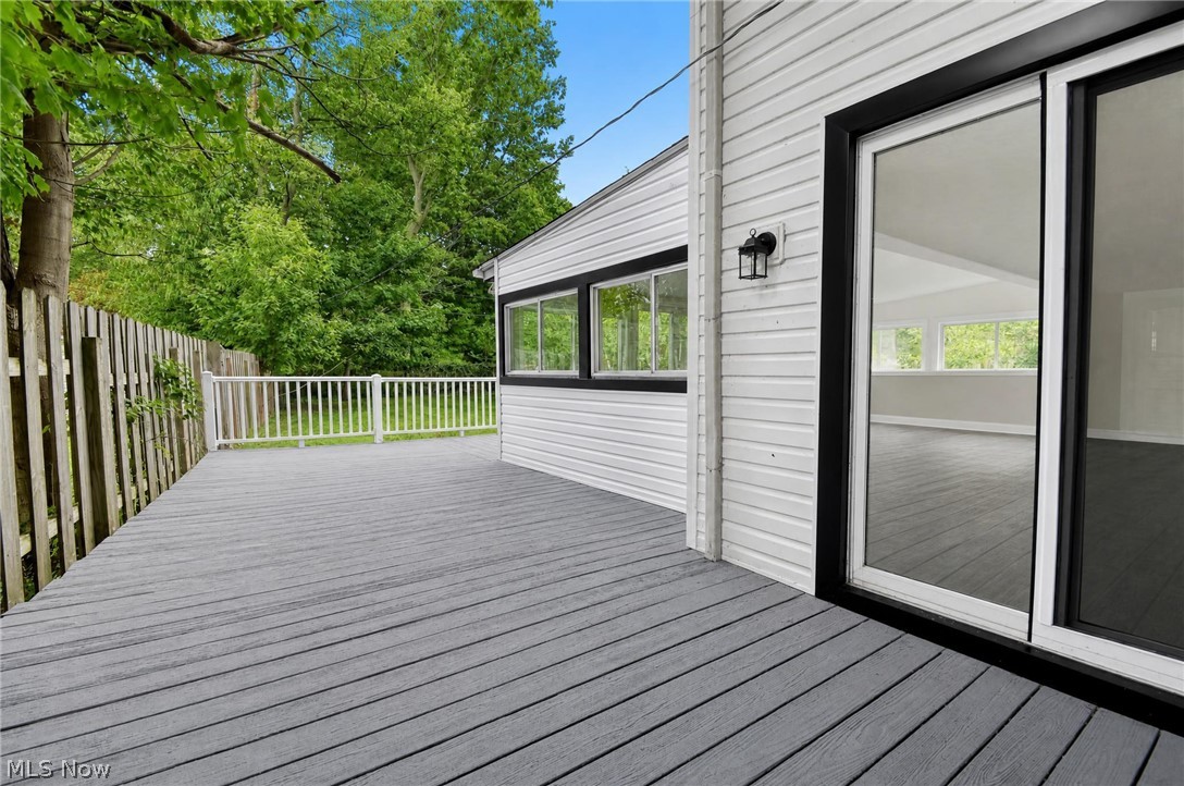 4 Owaissa Drive Timberlake OH 44095
