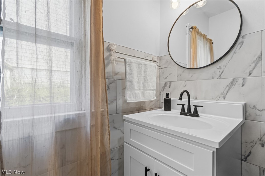 45 Walter Street Campbell OH 44405