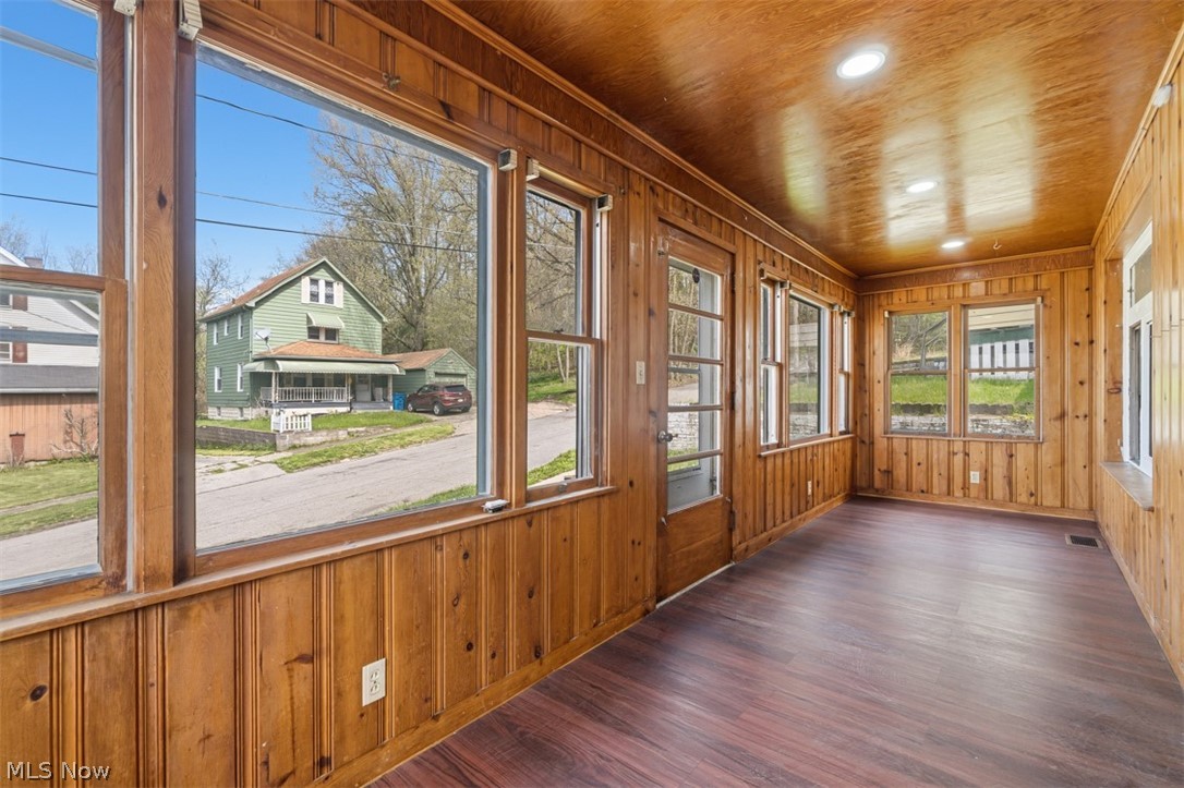 45 Walter Street Campbell OH 44405