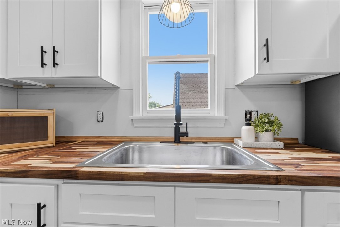 45 Walter Street Campbell OH 44405