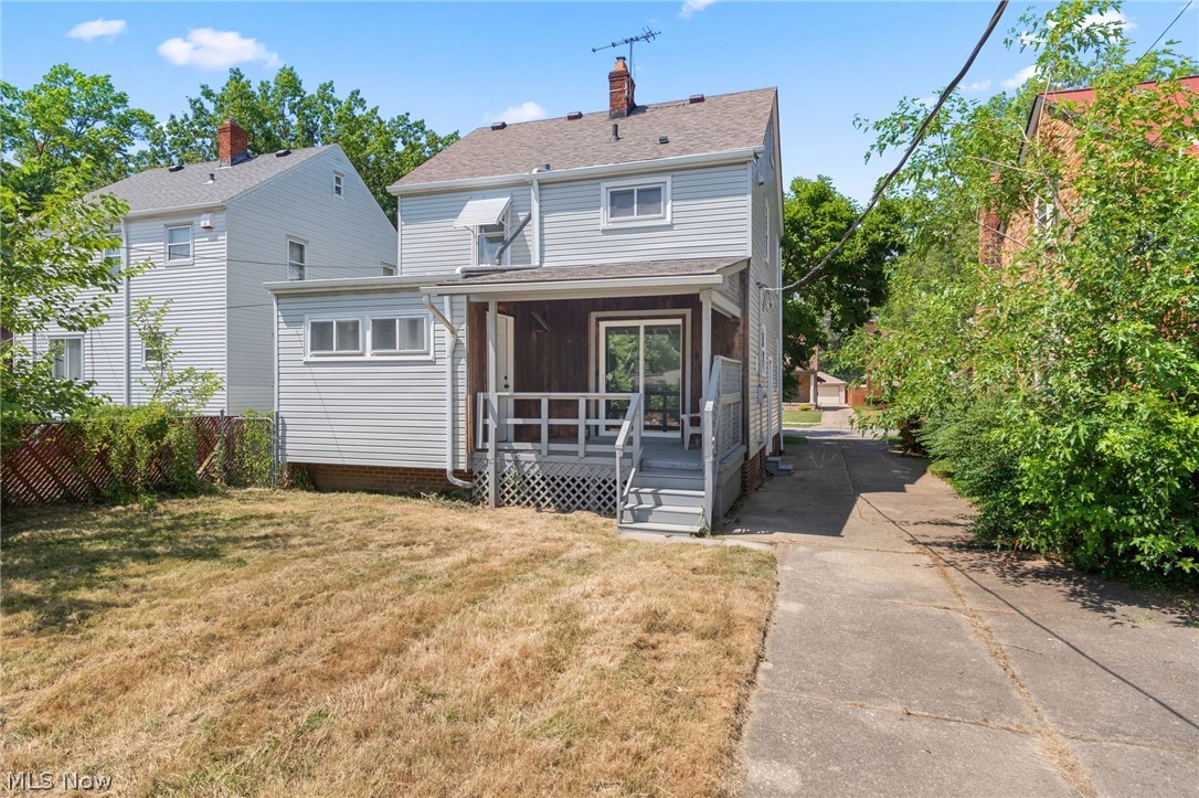 16805 Milburn Avenue Cleveland OH 44135