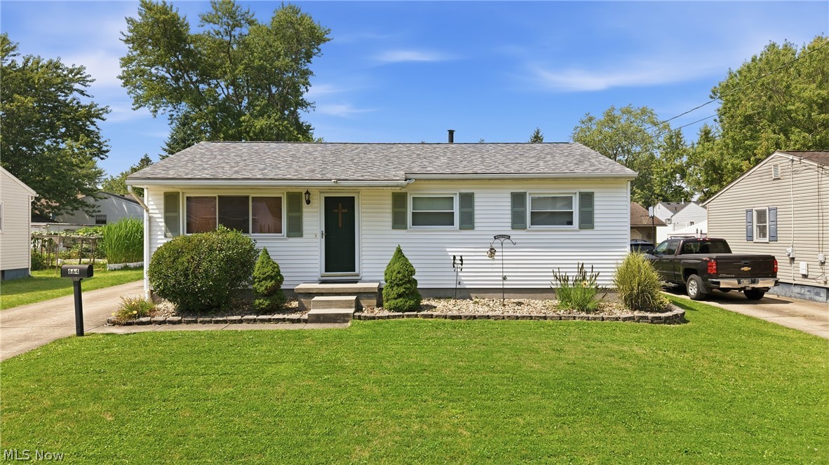 664 Burdie Drive Hubbard OH 44425