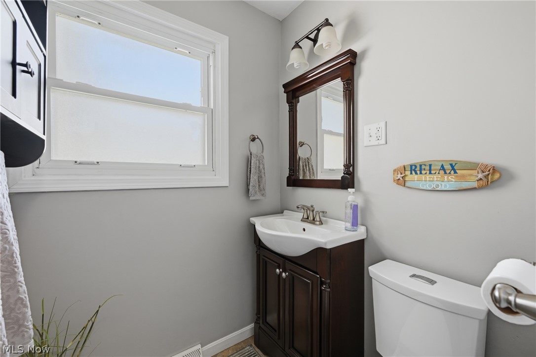 664 Burdie Drive Hubbard OH 44425