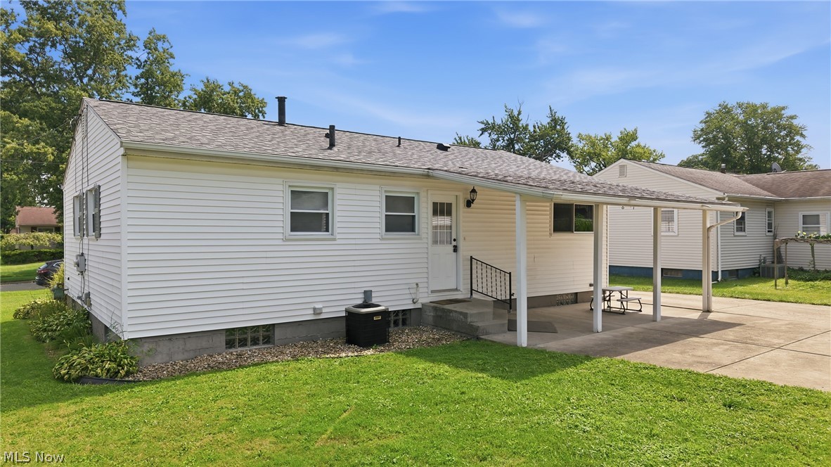 664 Burdie Drive Hubbard OH 44425