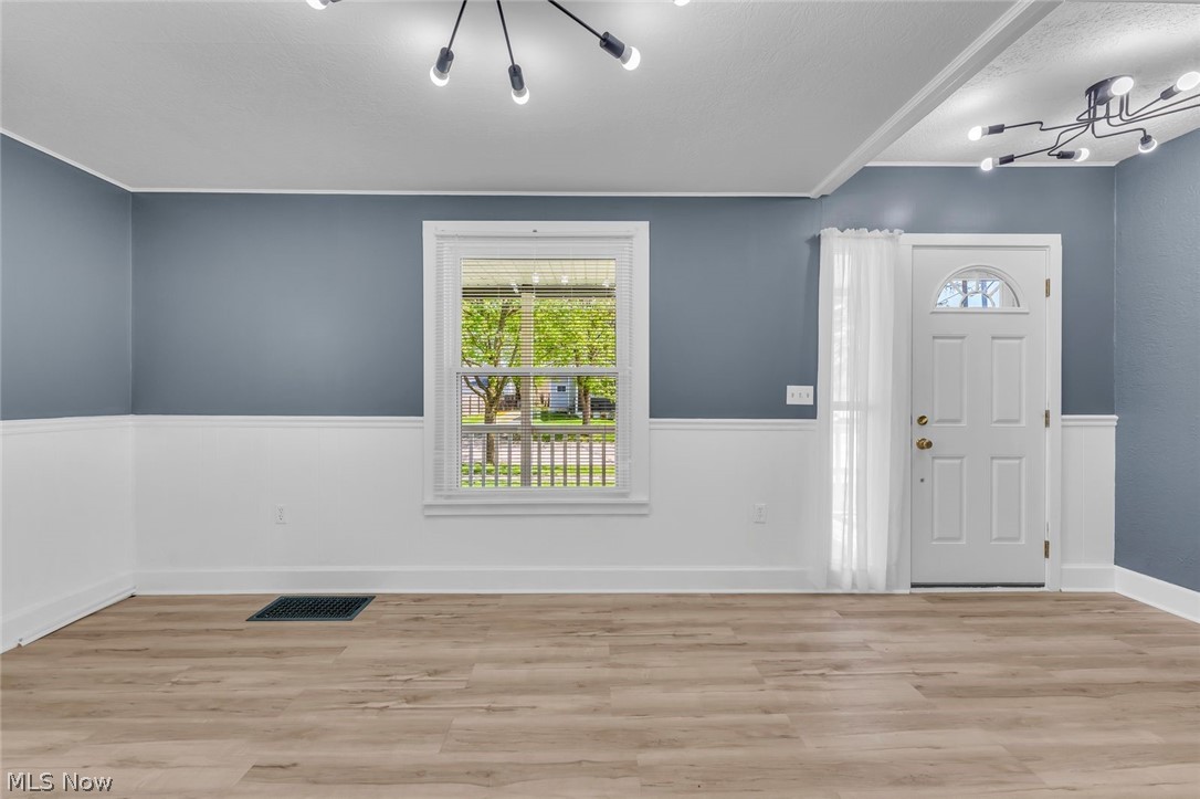 124 Bennett Street Wellington OH 44090