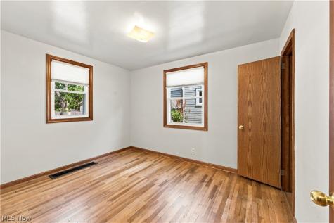 1431 SW Brooklyn Avenue Canton OH 44710
