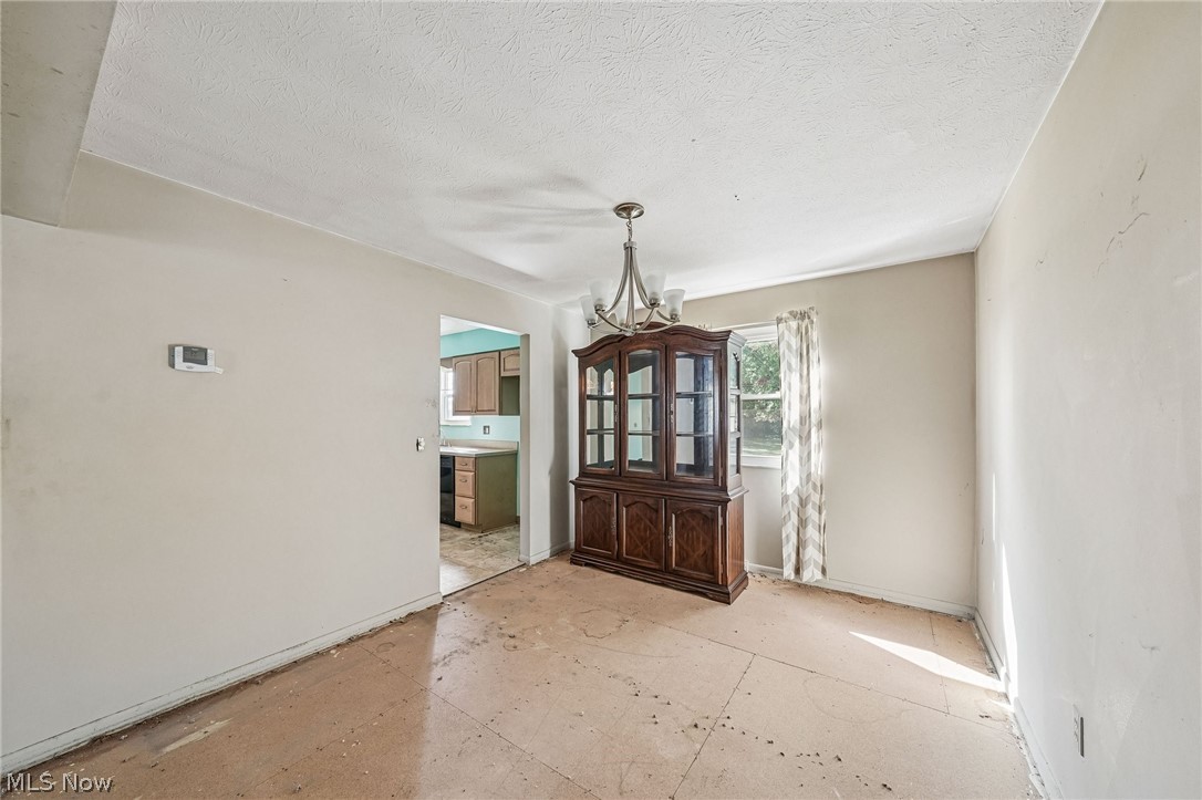 26961 Leenders Lane North Olmsted OH 44070
