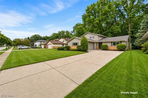 4554 Whitehall Drive South Euclid OH 44121