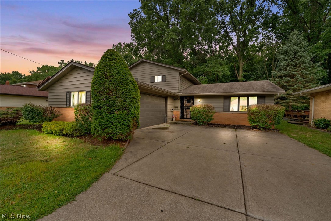 4554 Whitehall Drive South Euclid OH 44121