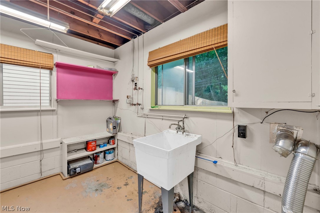 4554 Whitehall Drive South Euclid OH 44121