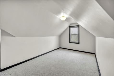 1371 Cranover Road Lyndhurst OH 44124