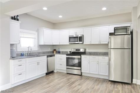 329 E Bowman Street Wooster OH 44691