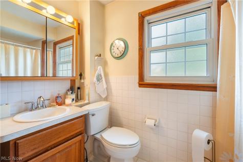 3112 N Bender Avenue Akron OH 44319