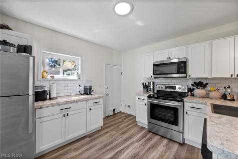 2160 Plymouth Drive Uniontown OH 44685