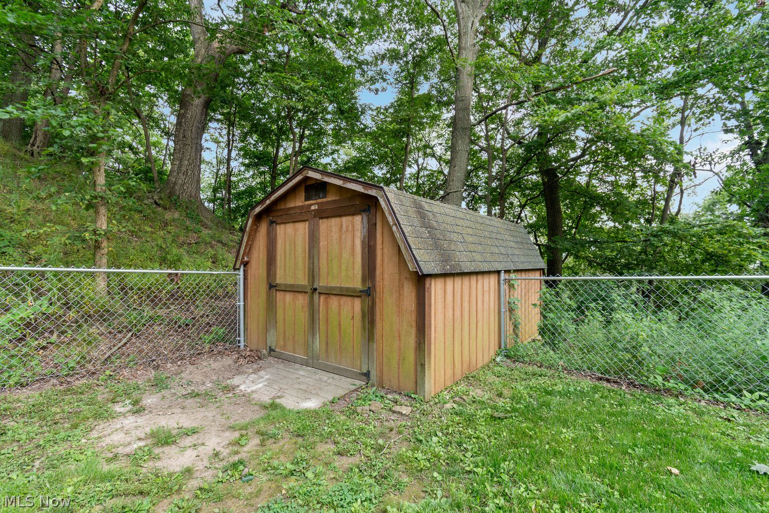 3090 Ashwood Drive SE New Philadelphia OH 44663