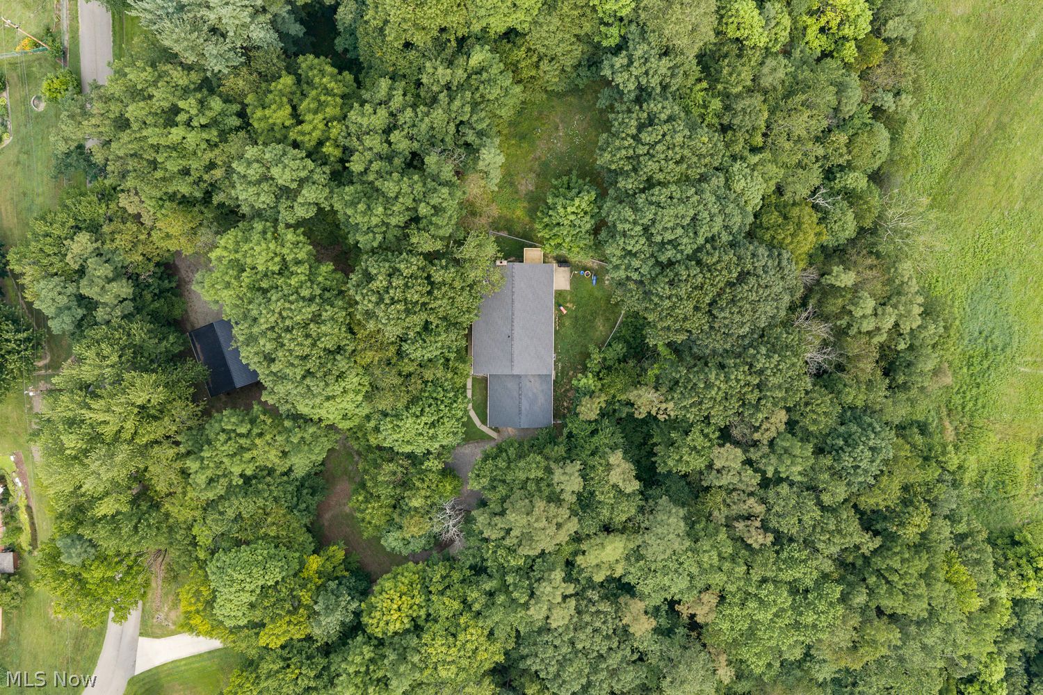 3090 Ashwood Drive SE New Philadelphia OH 44663