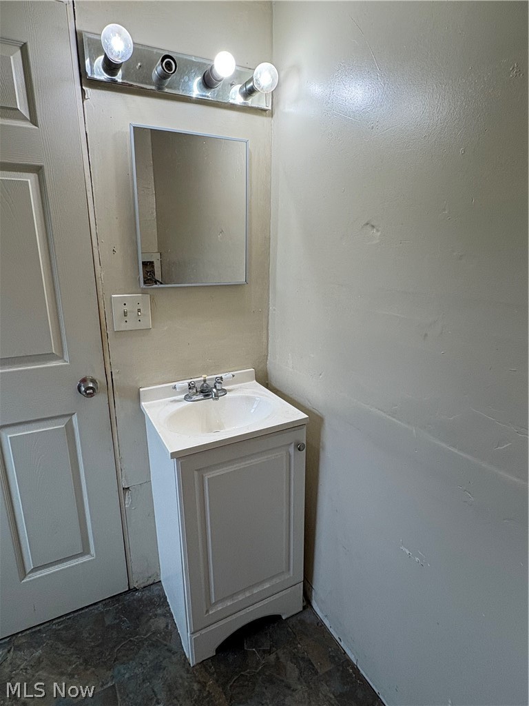 325 E High Street Leetonia OH 44431