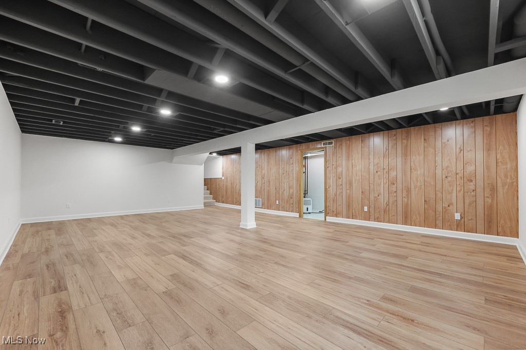 28323 Farrs Garden Path Westlake OH 44145