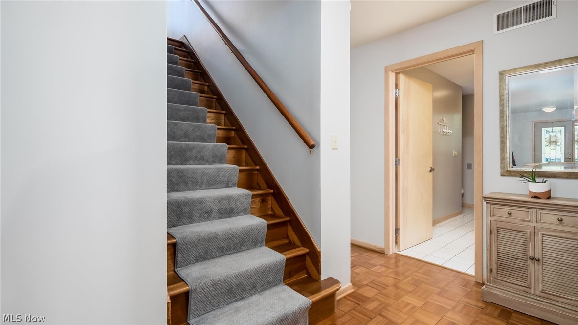 205 Treehouse Lane Zanesville OH 43701