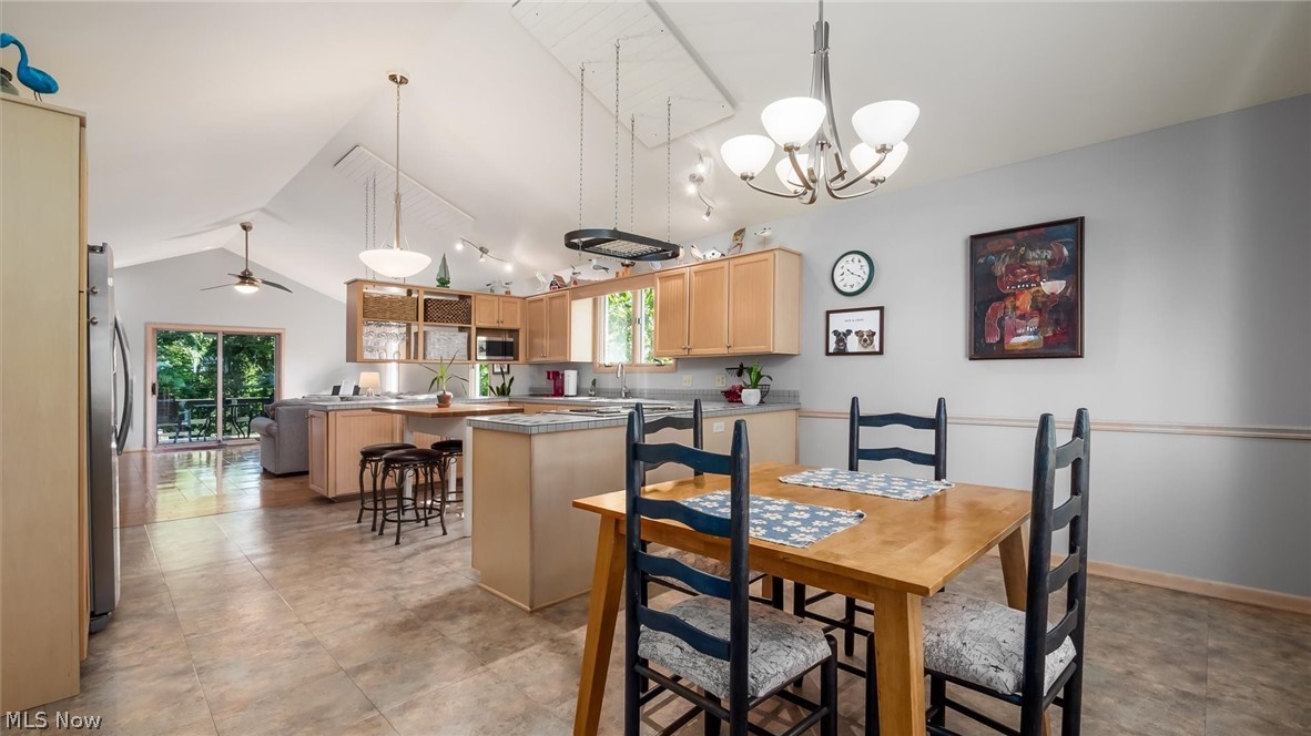 205 Treehouse Lane Zanesville OH 43701