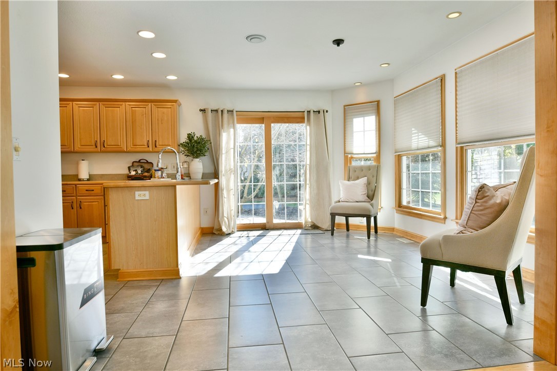1500 Brittainy Oaks Trail NE Warren OH 44484