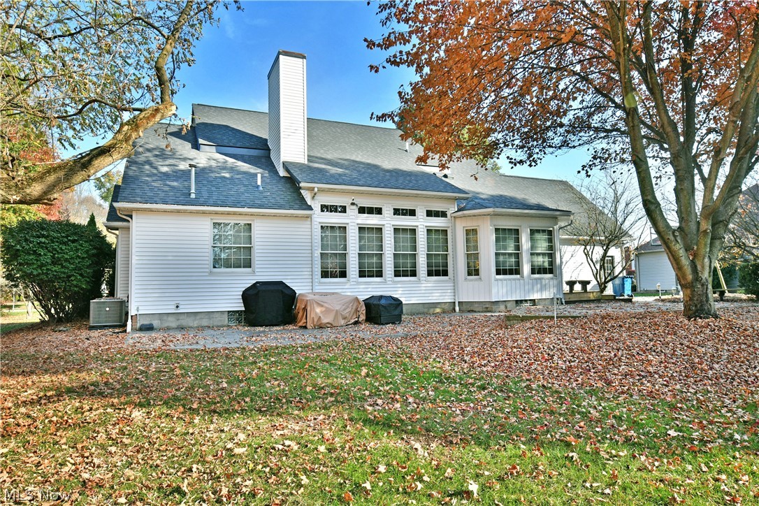 1500 Brittainy Oaks Trail NE Warren OH 44484